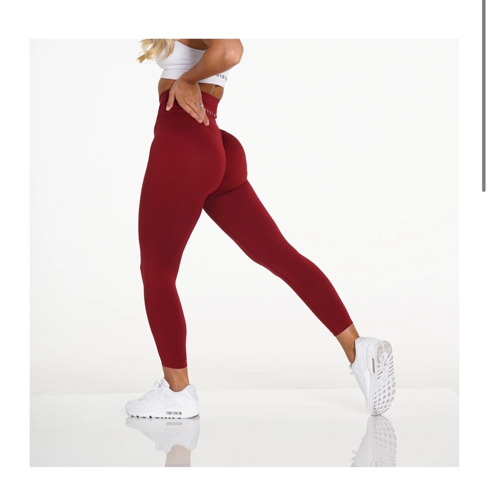 NVGTN Carmine Solid Seamless leggings
